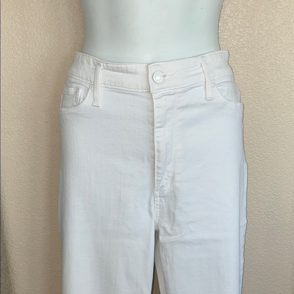 Joe's Jeans Women's, 31, White EUC High-Rise Straight Leg Denim euc - Picture 5 of 15